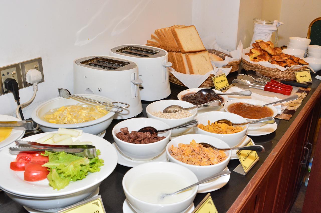 Yadanarpon Dynasty Hotel Mandalaj Kültér fotó